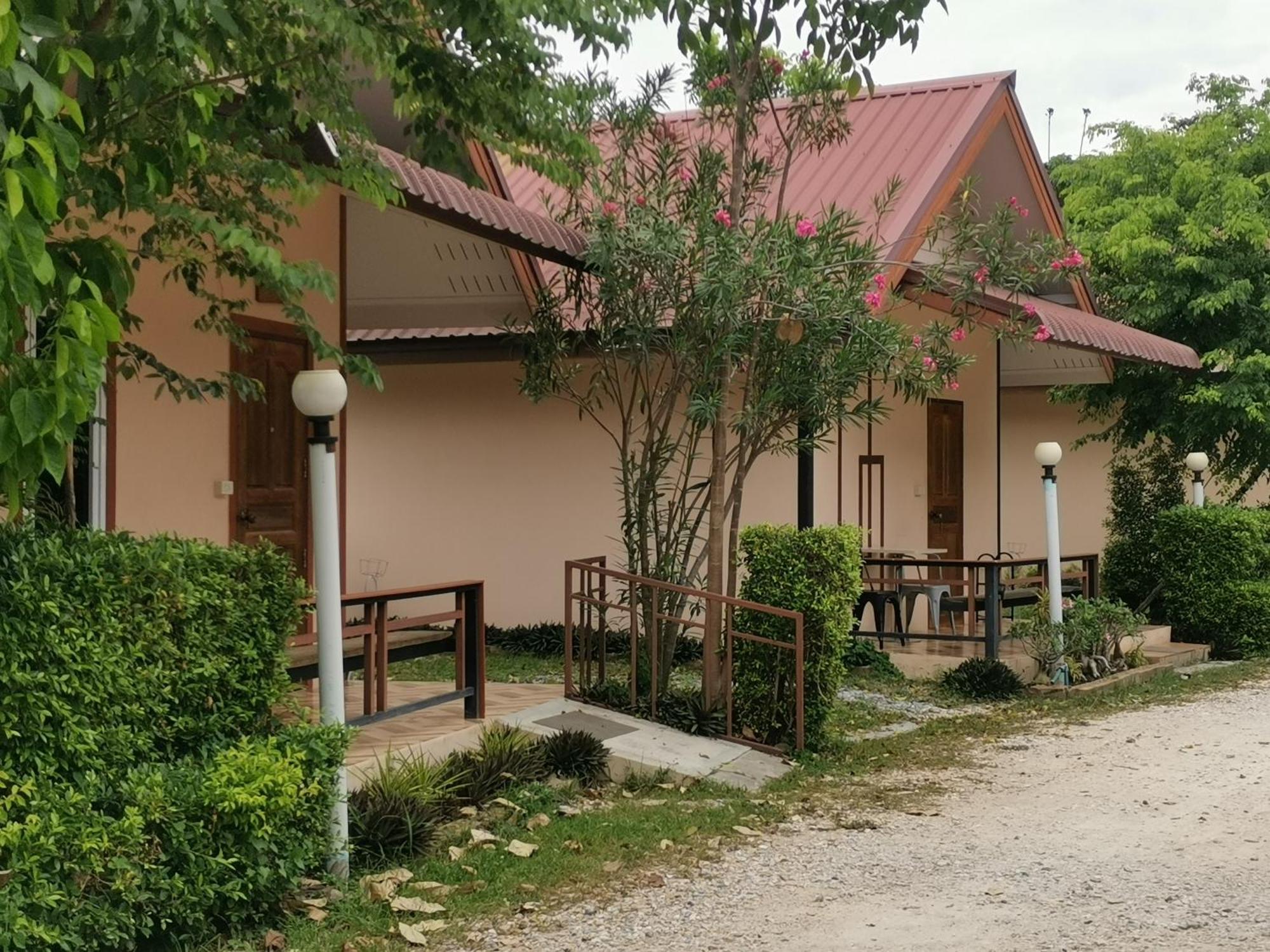 Numhom Resort Ban Nong Chum Saeng Εξωτερικό φωτογραφία